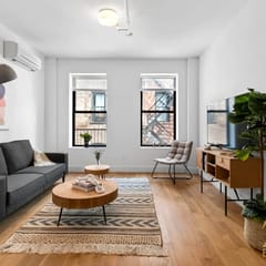 1BR in the Heart of Manhattan w/Laundry & Elevator