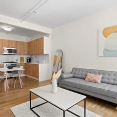 Modern 2BR 2BA Prime Midtown w/ Elevator & Laundry