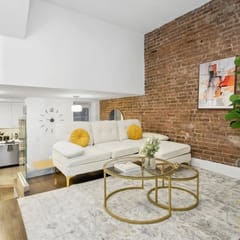 Newly Renovated Luxury 2BR Prime UES, Central Park