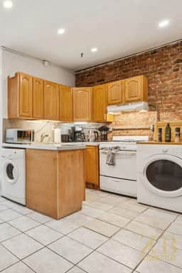 Loft-Style, Full Floor 3BR Flex4 with W/D, Chelsea