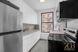 Sun Filled, Renovated 2BR Loft-like, Prime Chelsea