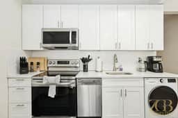 West Village, Renovated! 3BR/2BA Private Terrace - Image 5
