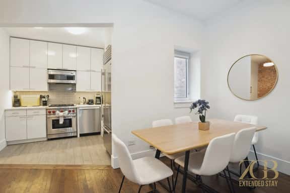 Luxury PH Duplex w/Private Terrace by Central Park - Image 1