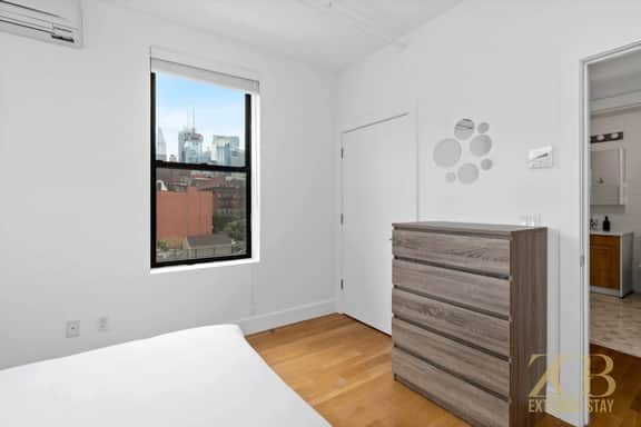 1BR in the Heart of Manhattan w/Laundry & Elevator - Image 5