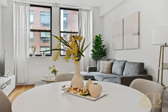 Renovated, Mint Condition 1BR - Elevator & Laundry