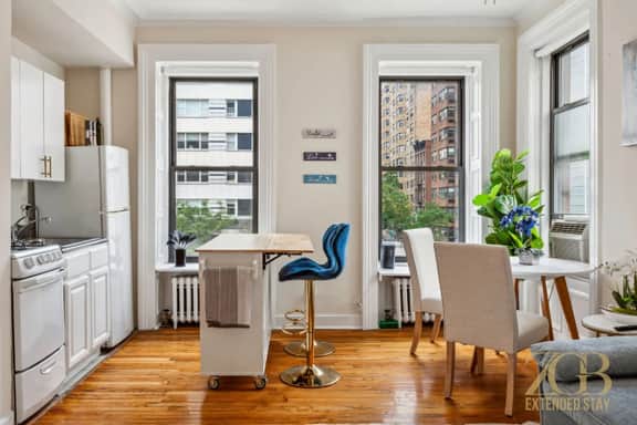 Sweet and Cozy 1BR in the Heart of the UES! - Image 5